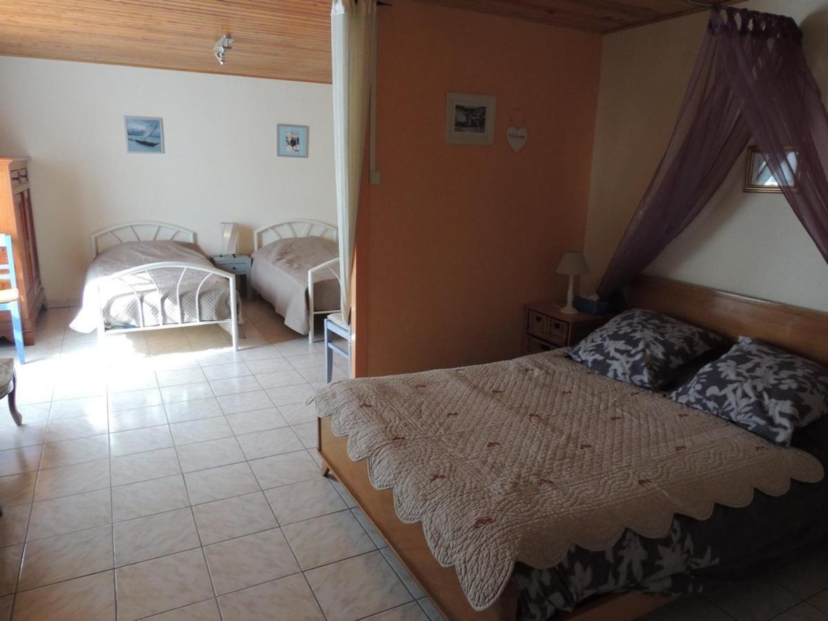 Anemones Et Asters Bed and Breakfast Ayse Εξωτερικό φωτογραφία